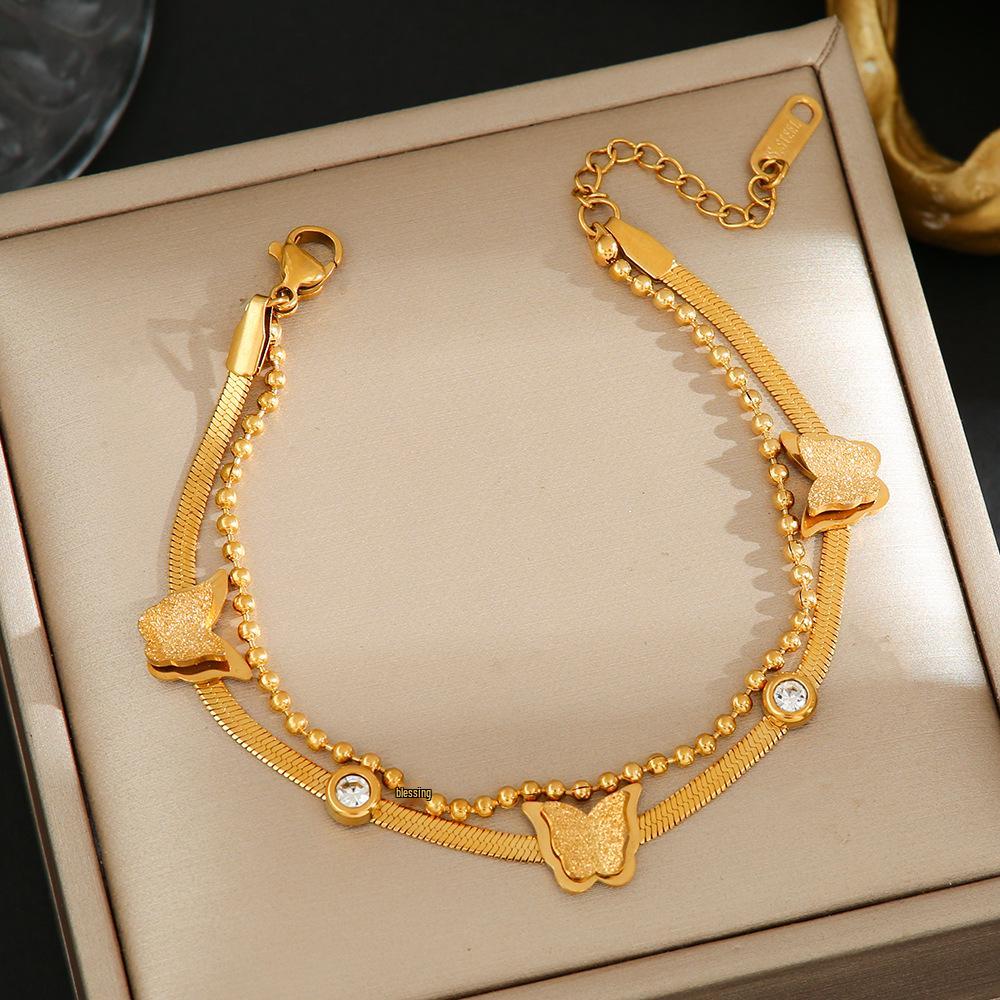 Colorfast Korean-Japanese Titanium Steel Women's Bracelet - Versatile, Fashionable Hand Jewelry.