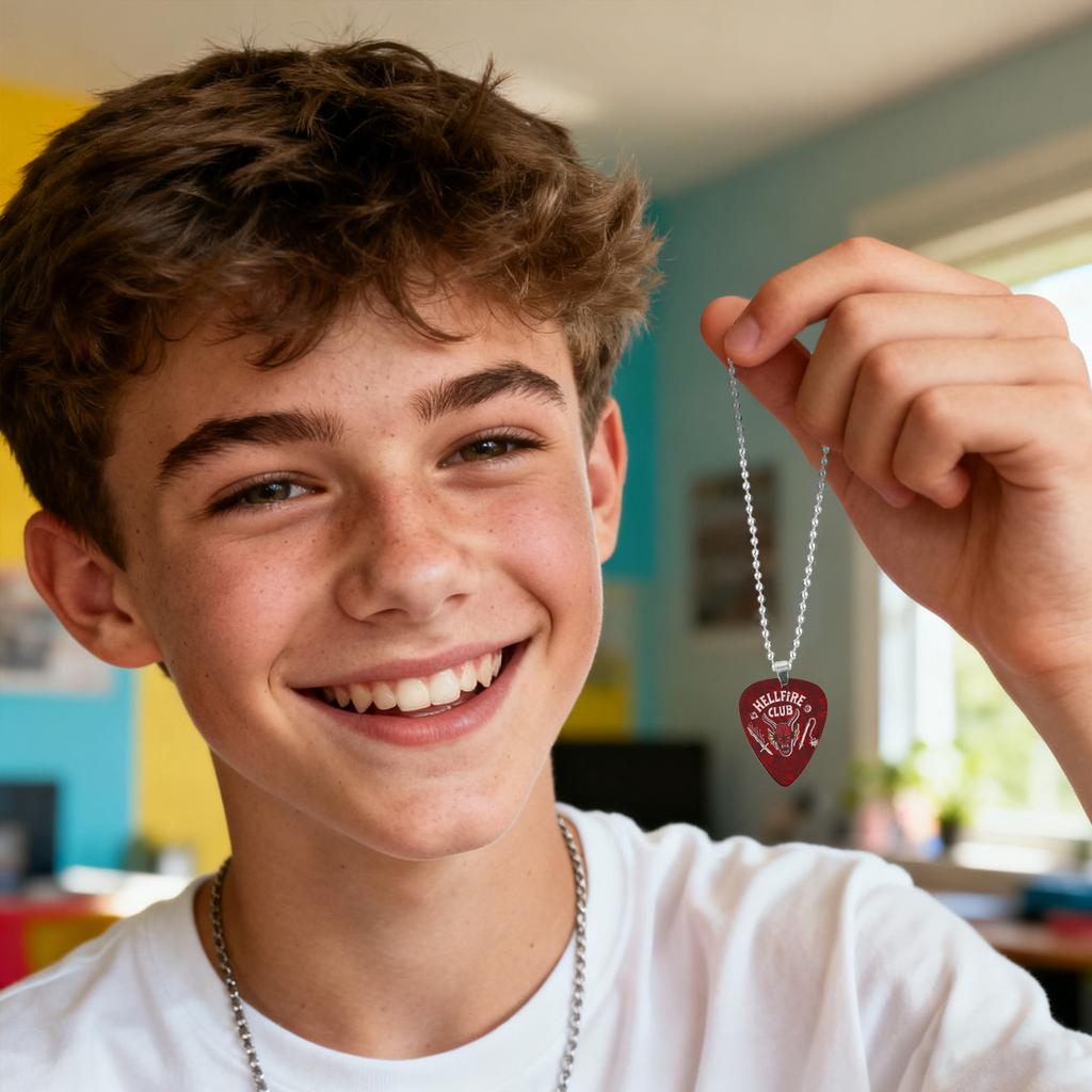 Fashionable Guitar Pick Necklace, Fan Support Gift Gothic Necklace, Trendy Strap Jewelry Pendant Necklace