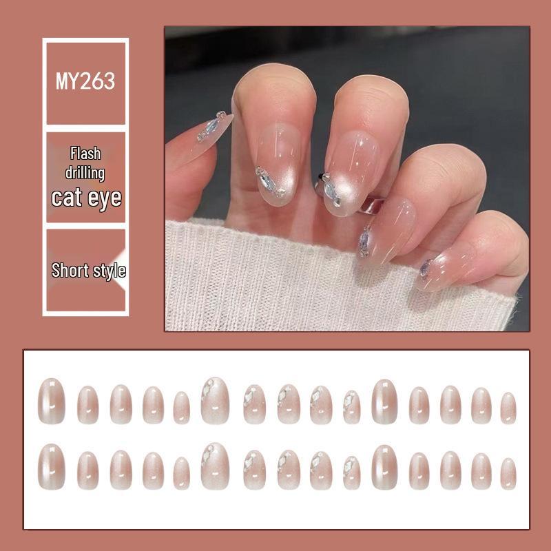 Chasing Light Cat's Eye Crystal Nails: Handmade, Detachable, Flash Diamond Design for Trendy, Stylish Looks.
