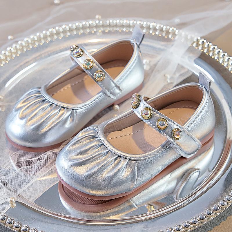 Dětské retro baleríny Mary Jane: Dívčí jednobarevné nízké princeznovské boty s kulatou špičkou, na suchý zip a s perličkami.