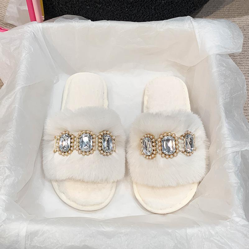 Fashion Winter Woman Slipper Luxury Slides Low Fur Shoes Flock Platform Pantofle Jelly Flip Flops Designer Plush Flat 2024 Glitter Cryst