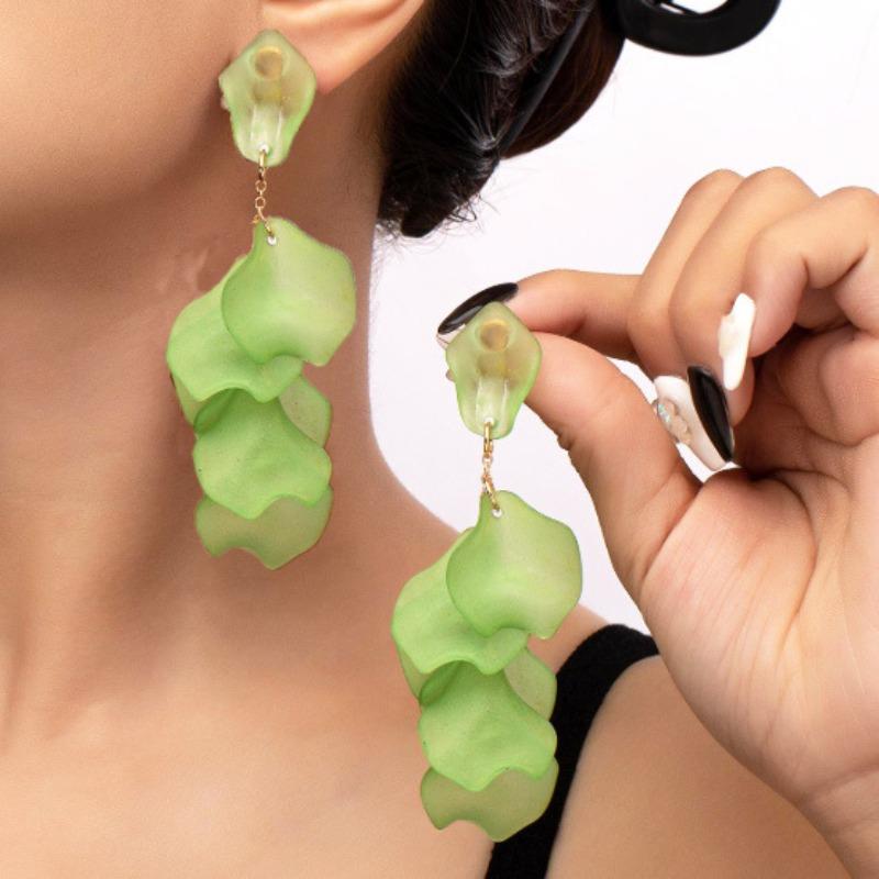 Hot-selling Petal Fringed Earrings Light Luxury High Sense Exaggerated Temperament Sweet Versatile Earrings Earrings