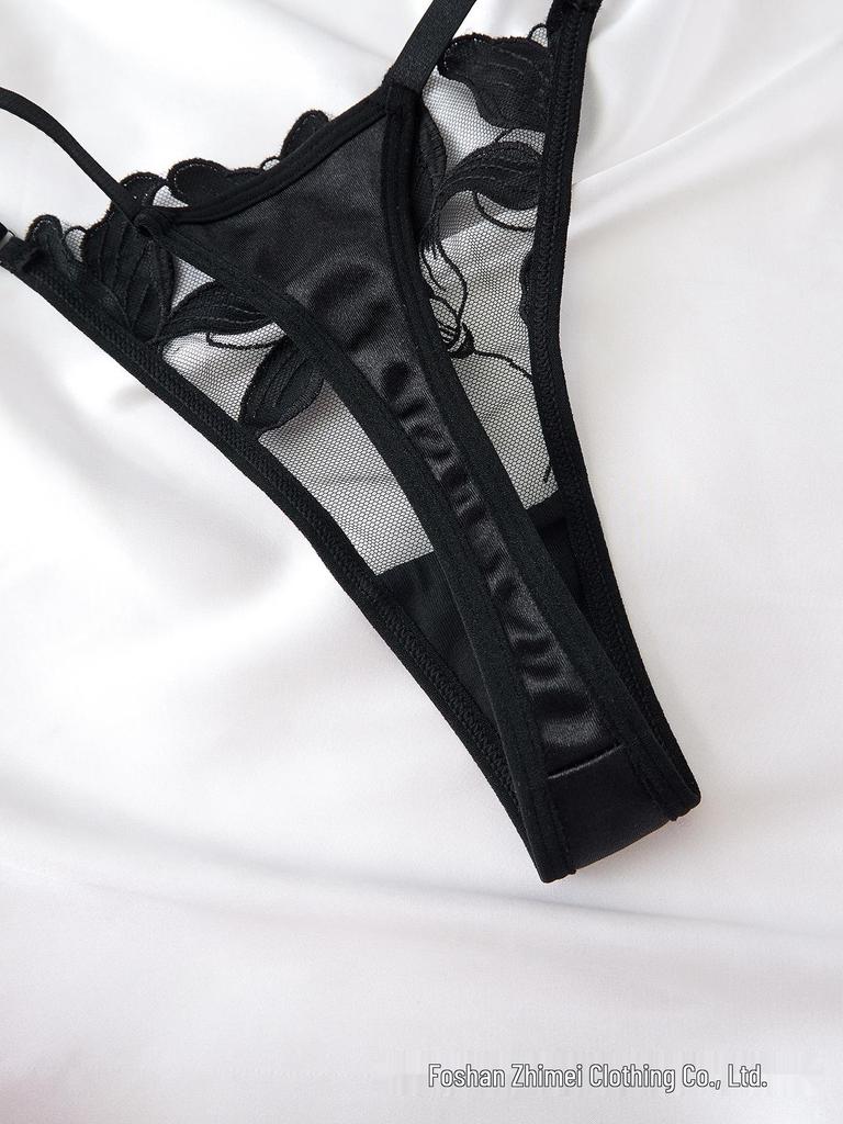 Y Ekskluzywny Zestaw Bielizny z Kwiatowym Haftem dla Kobiet 23171