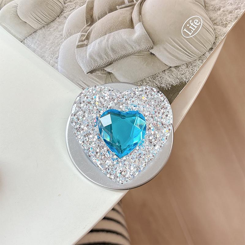 Portable Magnetic Rhinestone Heart Phone Holder