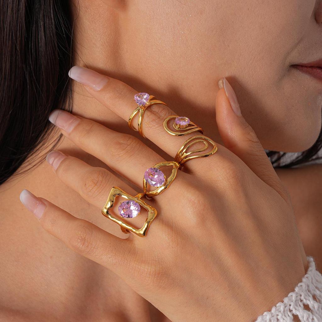 Damski Pierścionek Kwadratowy Pusty ze Stali Nierdzewnej i Cyrkonii – Luksusowa, Nowoczesna Biżuteria dla Modnej Elegancji.