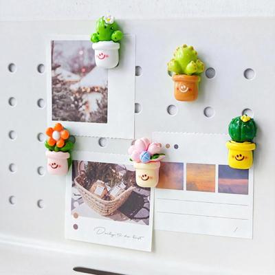6/12 ks Kreslené rostliny v květináči Magnet na ledničku 3D pryskyřičné sukulenty Magnet na ledničku Držák na poznámky Fotografie Dekorace do domácnosti Kuchyně Kanceláře