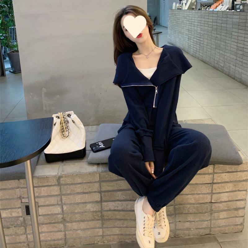 Casual Sportswear Set for Women - Spring/autumn Student Version. Korean-style Loose and Stylish Fashion Trendy Hoodie Set for Two Pieces.