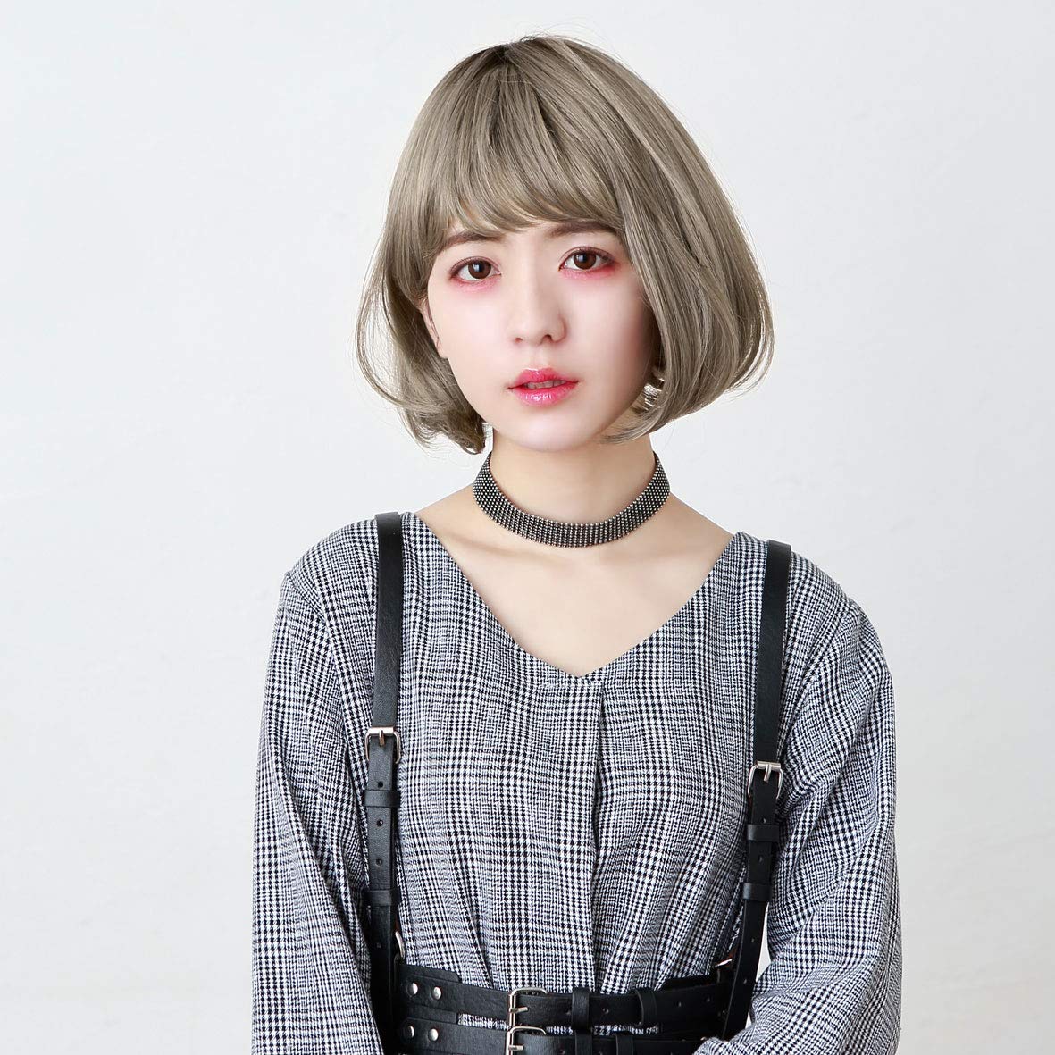 

Priscilla Priscilla All-Wig Gradient Mannish Bob CTA-677 Heat-Resistant CTOG Olive Gray