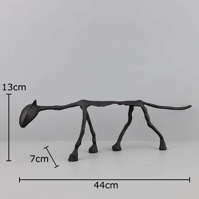 

Minimalist Geometric Black Iron Cattle Animal Sculpture Desk Decoration Abstract Bull Ornaments Modern Home Decor Accessories