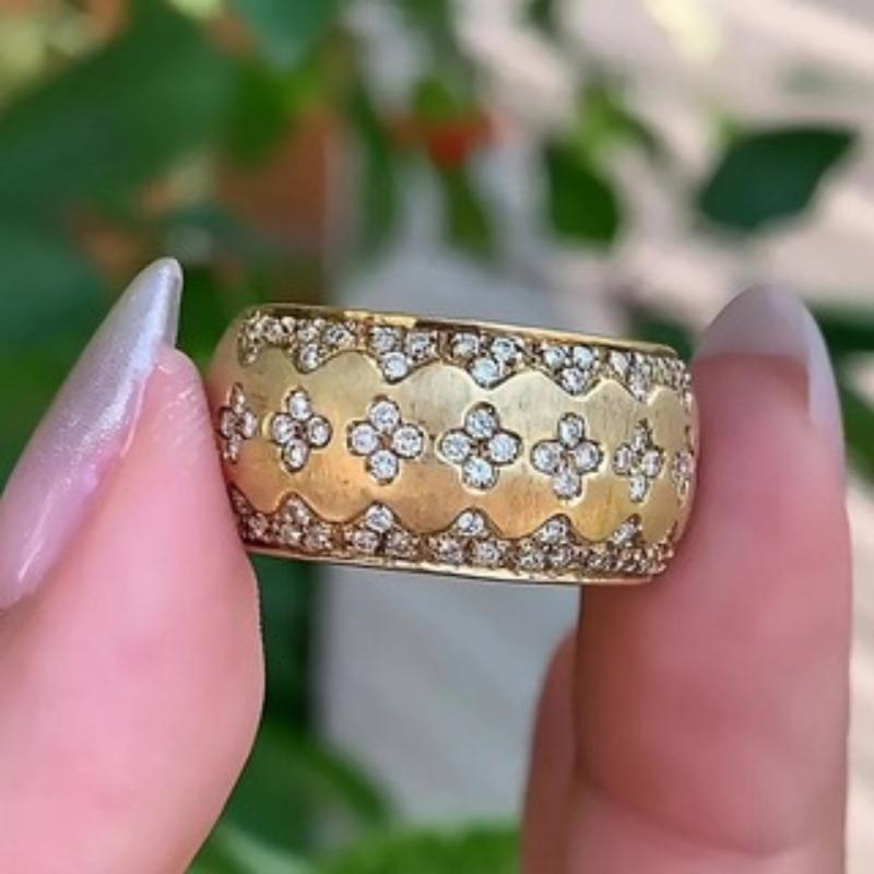 Modischer Klassischer Eingelegter Zirkon Breites Geometrisches Ringgesicht, Trendiger Urlaubs-Accessoire Schmuck für Damen