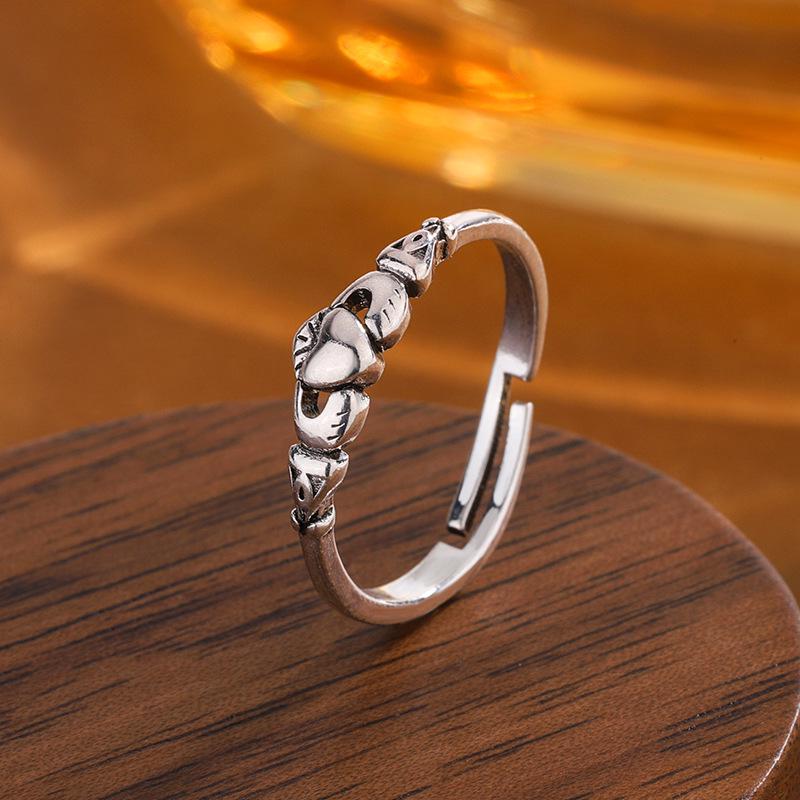 

Retro Minimalist Open Heart Ring for Women