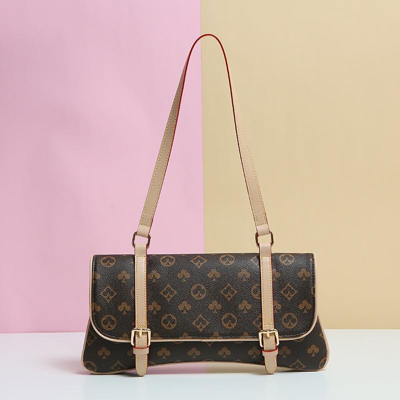 Spring and summer new women's bags, high-end playing card printed armpit bags, retro contrasting color chains, shoulder messenger bags.