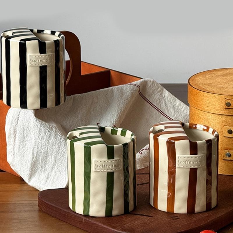 Artystyczny Retro Pasiasty Ceramiczny Kubek do Kawy Ręczny Kubek z Pokrywką do Picia na Mleko Sok do Domu Biura Naczynia do Picia Prezent