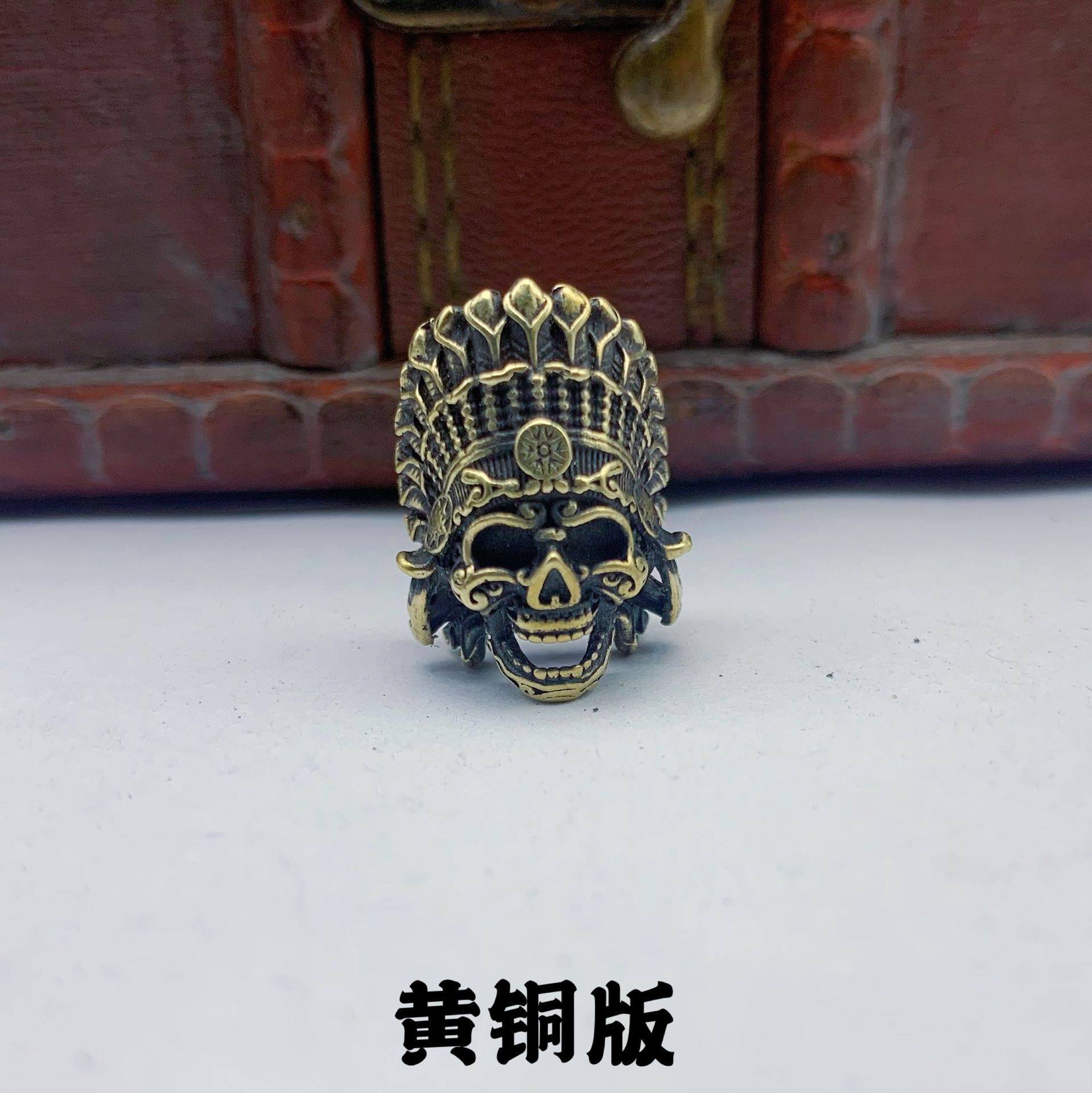 Brass Skull Pendant with Headdress Design for DIY Jewelry Making Craft Supplies Accessory Metal Charm for Necklace Bracelet Keychain One Size золотой
