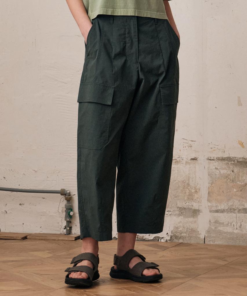 HELEMENT Women'S Cocoon Cargo Pants (Moss Green)