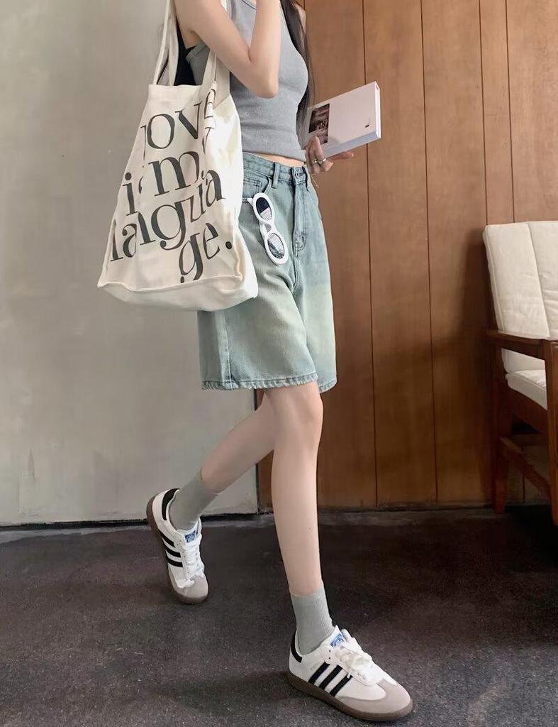 High-Waisted Retro Women's Denim Shorts: Trendy, Versatile, Slimming Five-Point Petite Fit for Summer