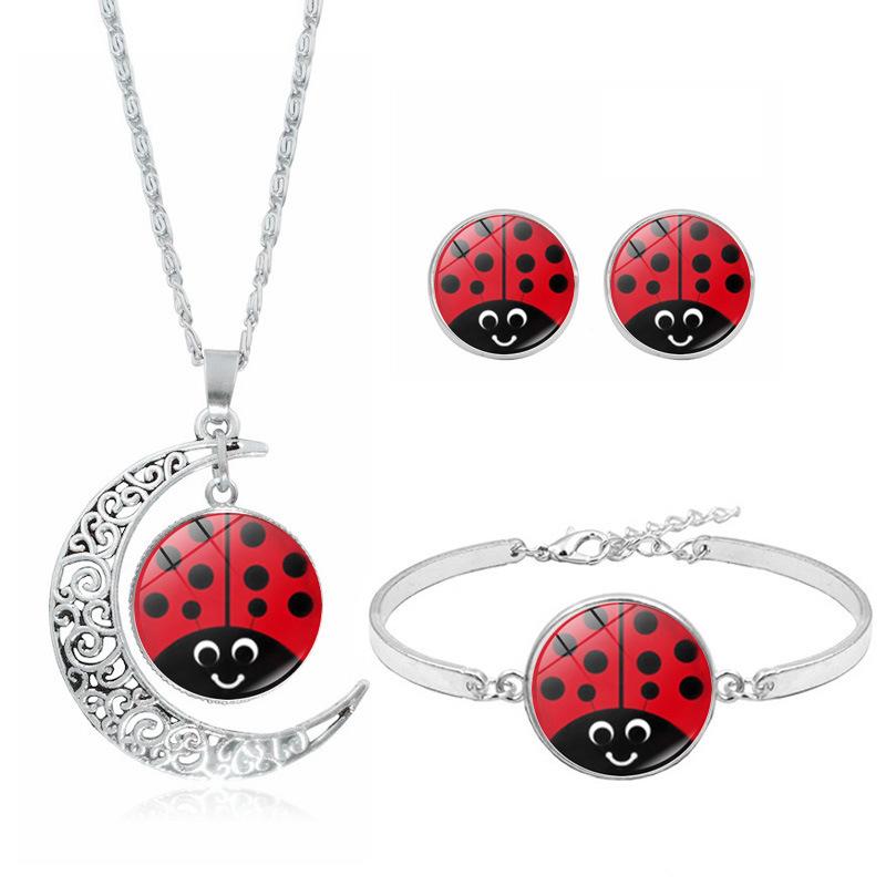 

Polka Dot Girl Time Gem Necklace Set Anime Peripheral Fashion Personality Bracelet Earrings Jewelry Three-piece Set