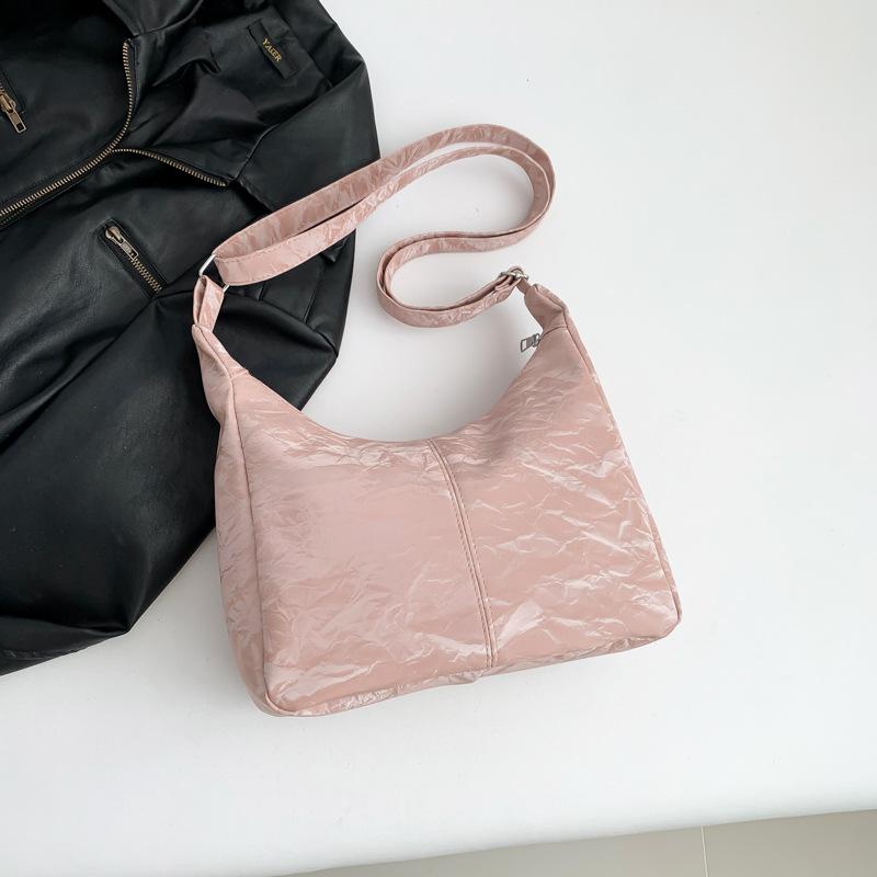 

Retro fashion Korean version 2025 spring new foreign style shoulder messenger bag this year popular casual bag small square bag women розовый