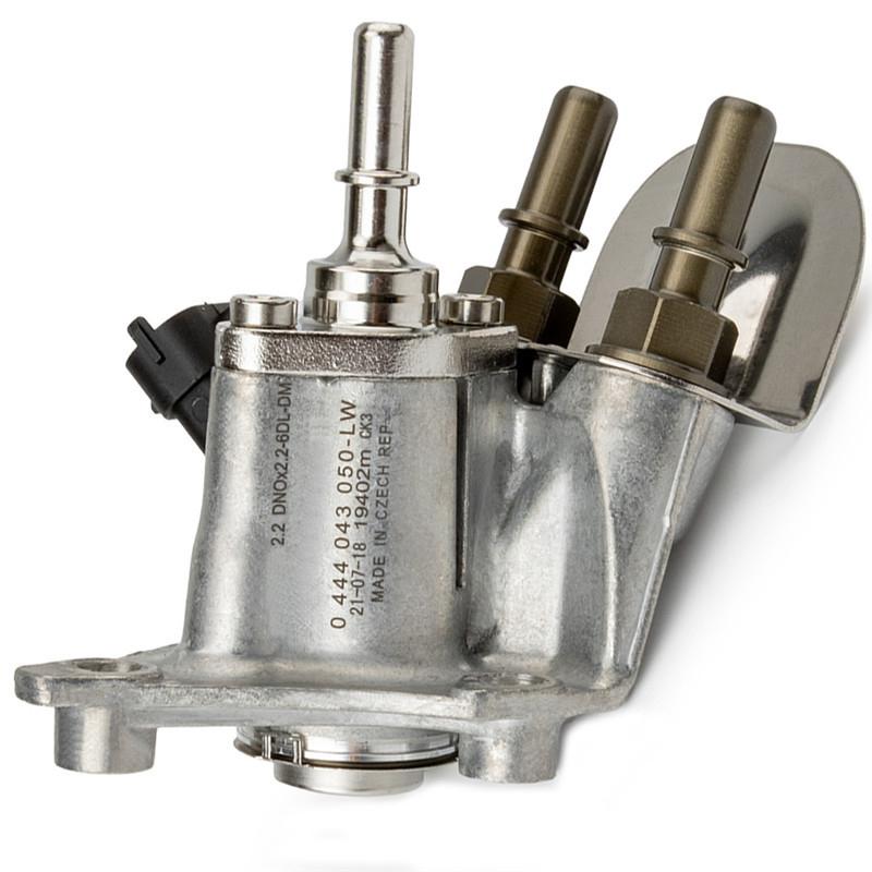 Engine Spare Part For Cumm ISX Engines DEF DOSER Diesel Exhaust Fluid Injector 2888173NX S17J0-E0020 A030P707 0 444 043 034