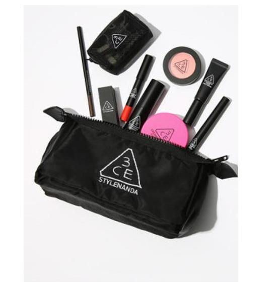 

3CE BLACK POUCH BLACK
