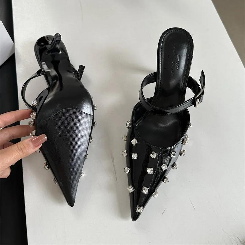 Mode Mode Kristallnieten Designer High Heels Mules Slipper Elegant Spitz Zehen Schnallenriemen Schuhe Damen Pumps Sandalen
