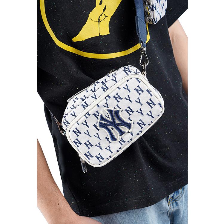MLB Monogram Series New York Yankees Vintage Floral Print Letter Logo Polyester Shoulder Crossbody Bag Mini Unisex Bags Beige 3ACRS012N-50CRS