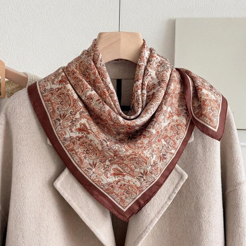 71 Cotton and Linen Retro Wind Green Geometric Small Square Scarf Silk Scarf Women's New Neck Protection Small Scarf Silk Scarf Neck High Sense
