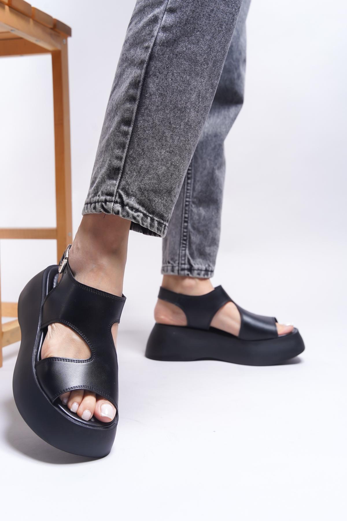

Женские повседневные сандалии Syelhona Summer Shoes 0012802 Черная кожа 38
