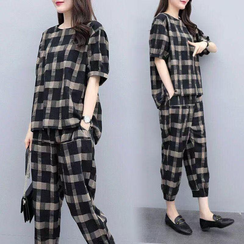 Women's Plaid Two-Piece Set: Summer Plus Size Casual Short Sleeve Top and Nine-Point Pants