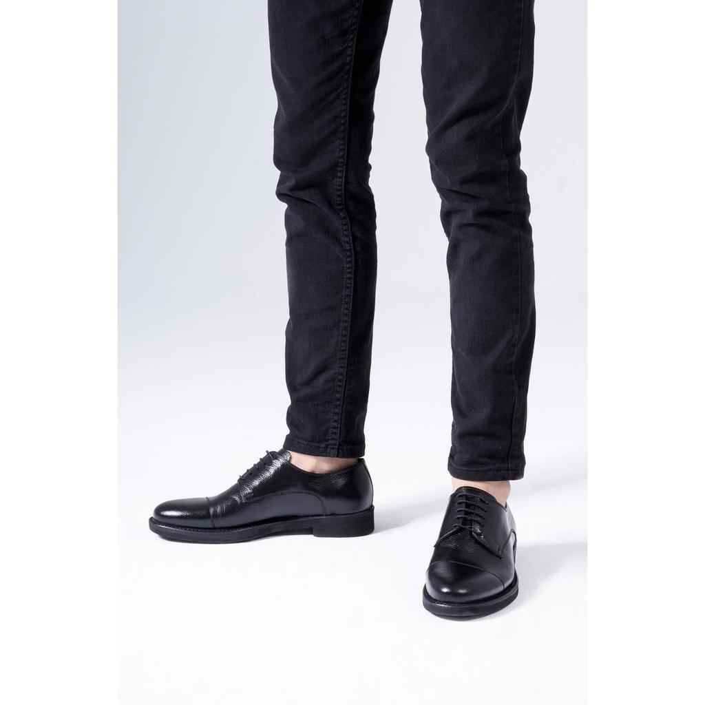 Klasické pánské boty z pravé kůže šněrovací Derby