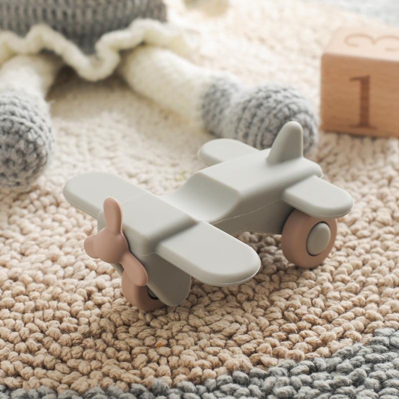 1pc Baby Aircraft Toys Food Grade Silicone Bus Truck Car Montessori Educational Toys Boy Girl Baby 0-12 Months Toy Newborn Gift