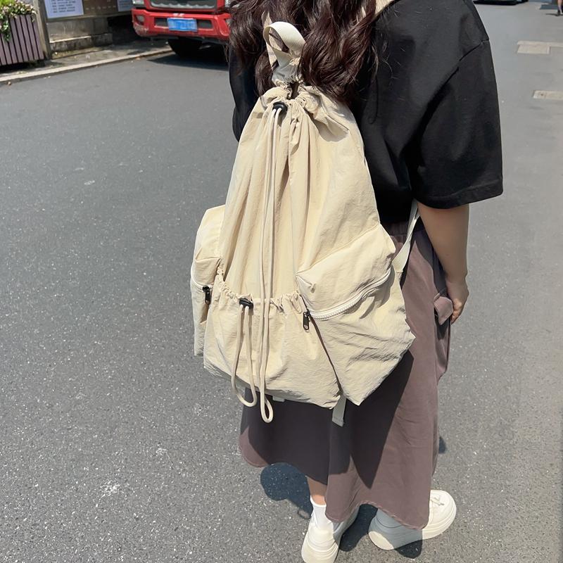 Unisex Lightweight Backpack Large Capacity Hiking Backpack Bag Adjustable Strap Fitness Shoulder Bag for Gym Sports