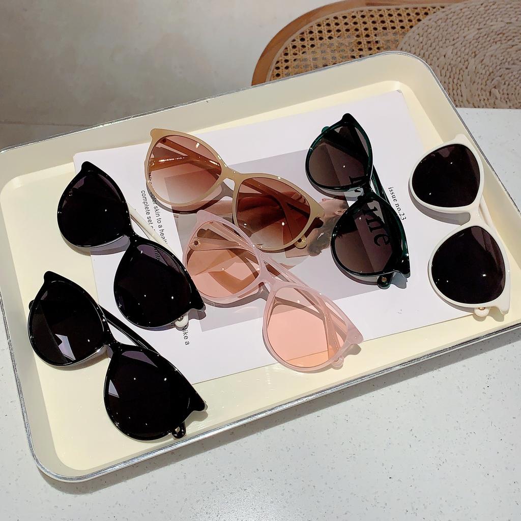 Vintage Round Sunglasses  New in Women Stylish Gradient Candy Color Shades Trendy Luxury Brand Designer Sun Glasses