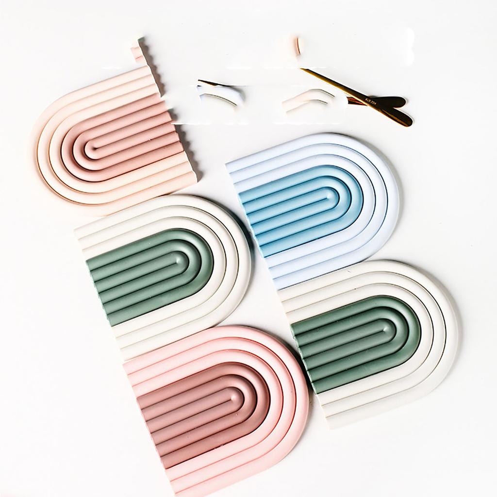 1 Stück Silikon Isolierte Tischsets Einfache Hochtemperatur Haushalt Isolierte Untersetzer Schüsselmatten Geschirrmatten Töpfe und Pfannen Untersetzer