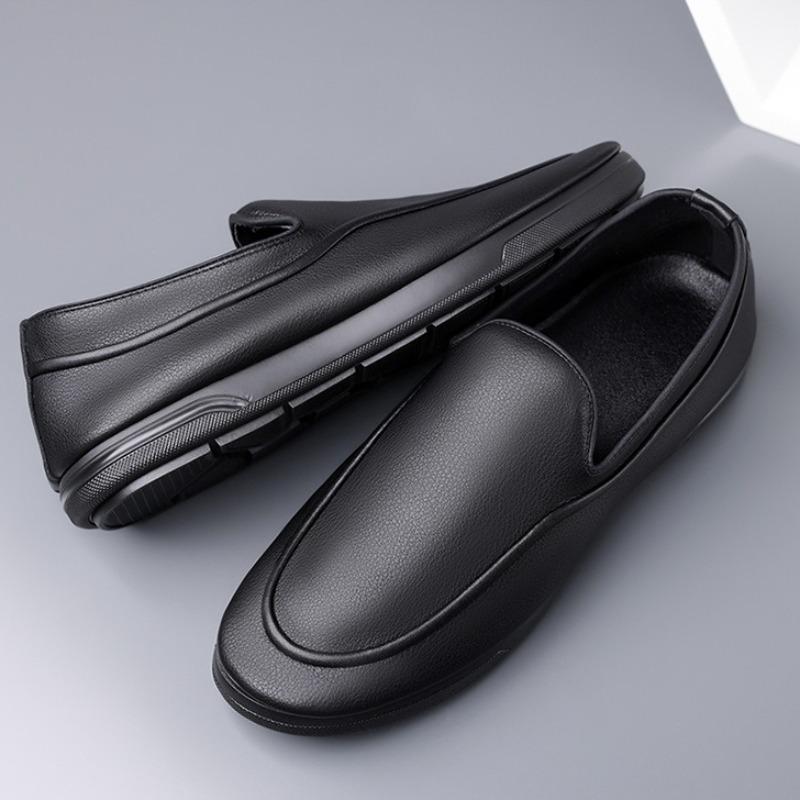 Fashion Soft Leather Shoes for Men Luxury Cowhide Casual Shoes Classics Black Business Shoe Mens Loafers Soft Driving Shoes Oxford Flats