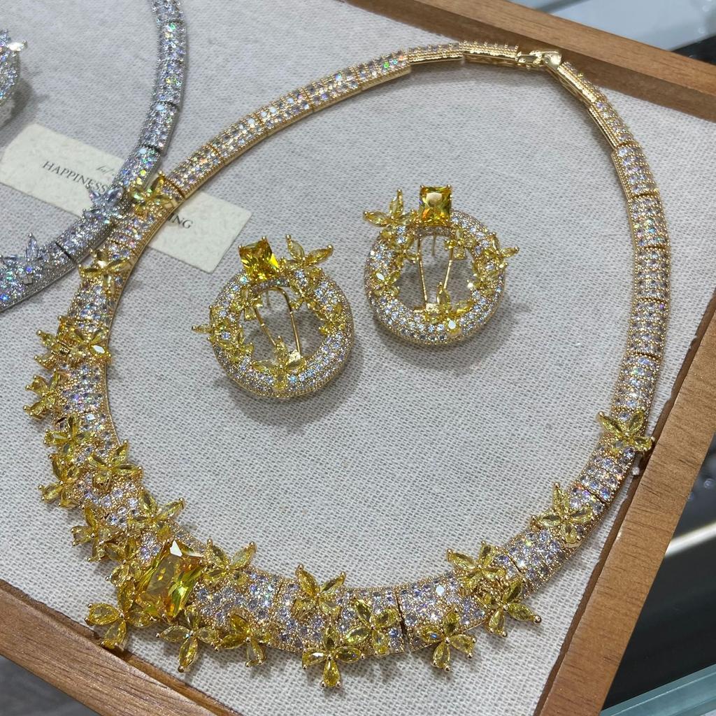 Luxury Heavy Industry Micro-Set Zircon Necklace Ear Buckle Set Bridal Dinner Host Short Play Stage Jewelry