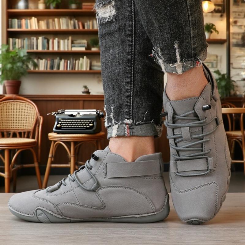 Men's Casual Shoes Breathable Soft Sole Handmade Leather Bare Boots  Retro Fashionable Design Comfortable High Top Sneakers