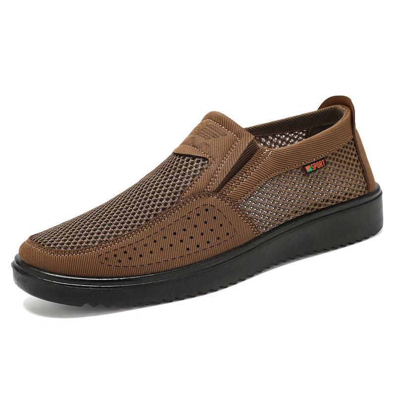 Plus Size Men's Breathable Mesh Slip-On Casual Shoes
