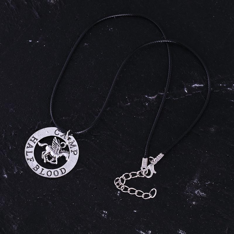 Blood Flying Horse Pendants Necklaces for Men Women Percy Jackson CAMP HALF Necklace Fashion Charm Jewelry Accessories Gifts
