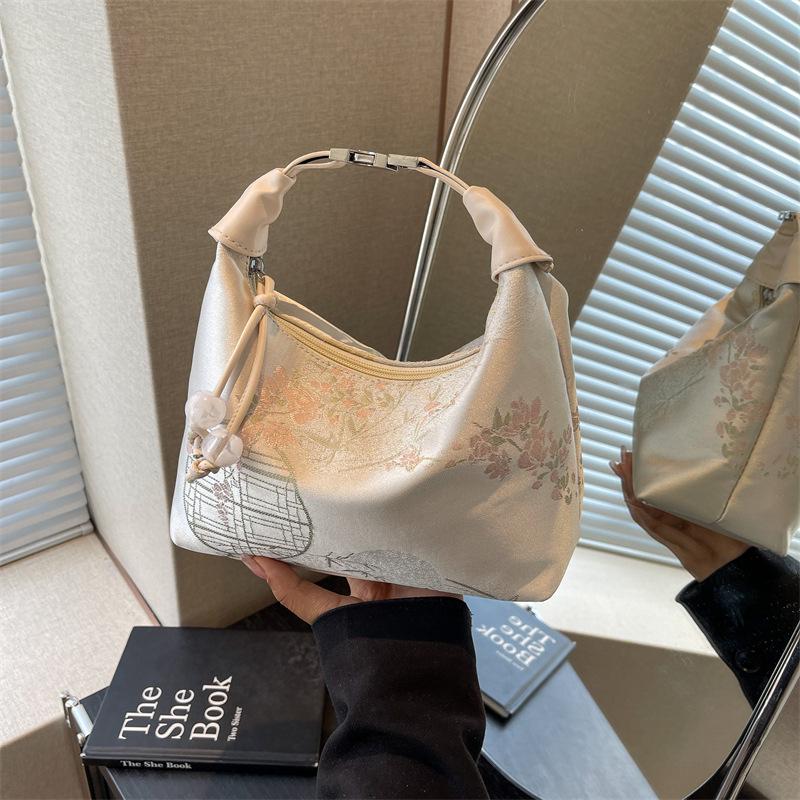 2025 Women's High-End Chinese Style Embroidered Crossbody Dumpling Bag