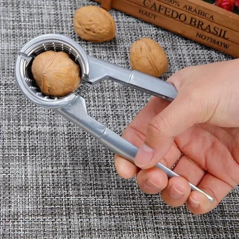 New Silvery Metal Multi Functional Walnut Clip Household Nut Shelling Tools Suitable for Walnuts Chestnuts and Hazelnut Tools