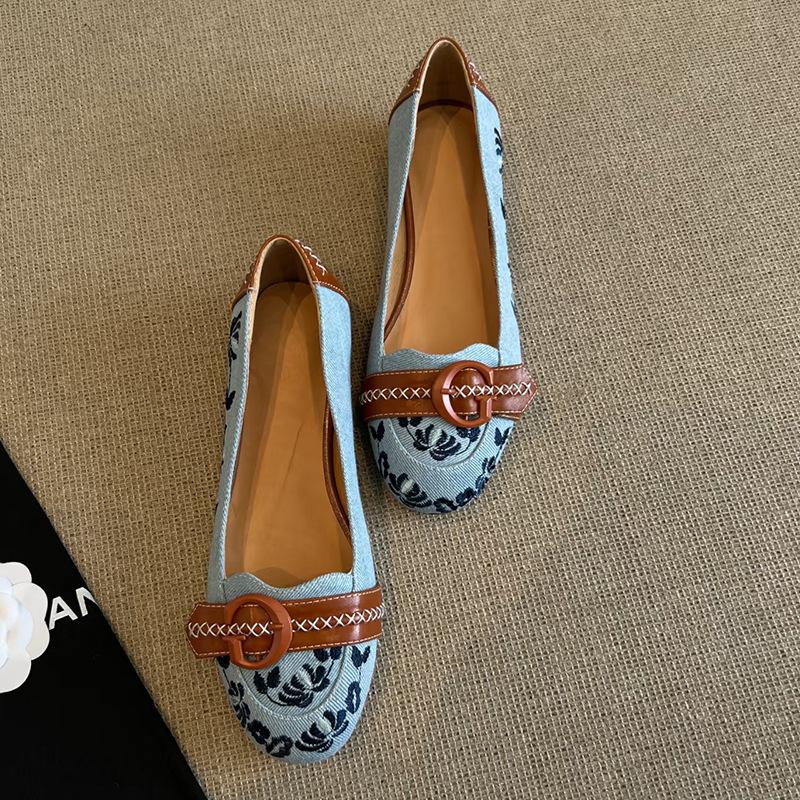Sheepskin version~ niche design sense, round head, light mouth, belt buckle, flat-soled single shoes, women's one-pedal color matching Mary Jane shoes