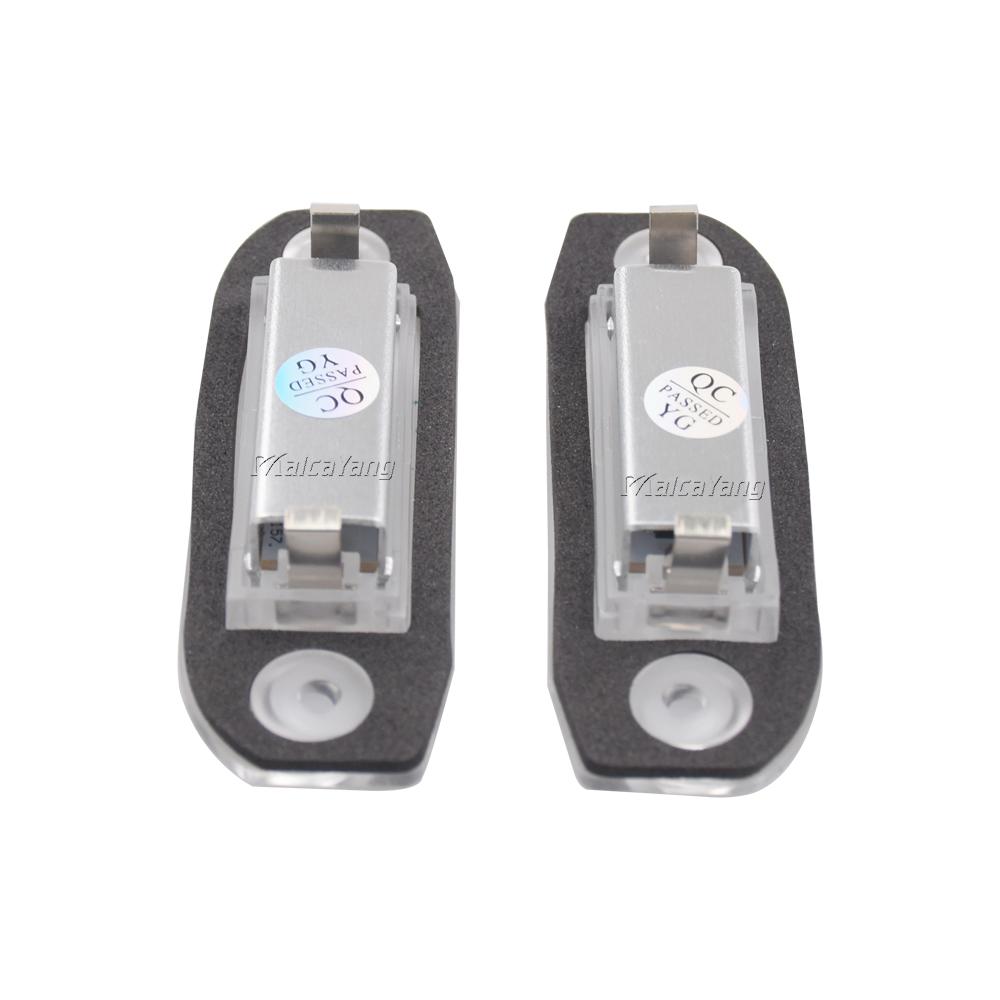 LED License Plate Light For Volvo S80 XC90 S40 V50 V60 V70 XC60 S60 C70 XC70 Canbus Error Free Number Lamp