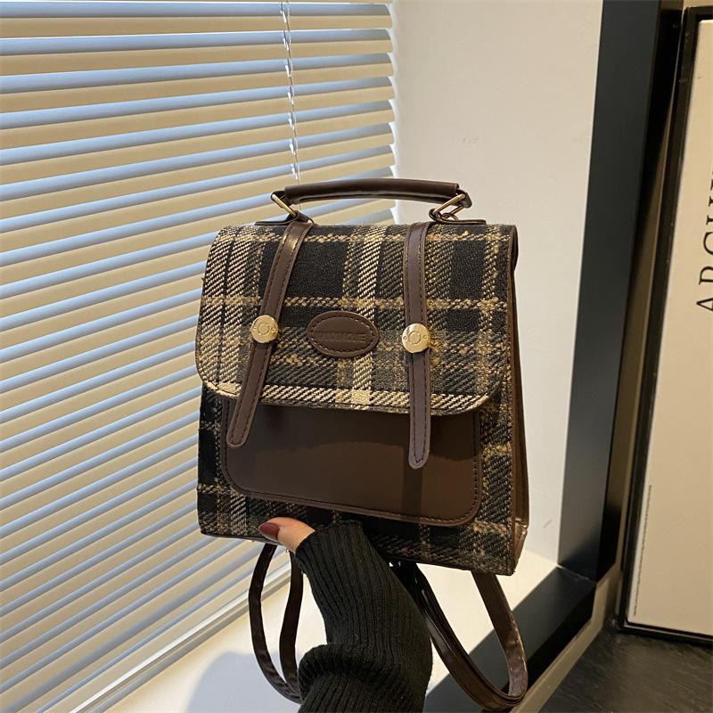 

Зимний рюкзак сумка женская 2025 новый класс одно плечо большая вместимость простой иностранный стиль персонализированный рюкзак