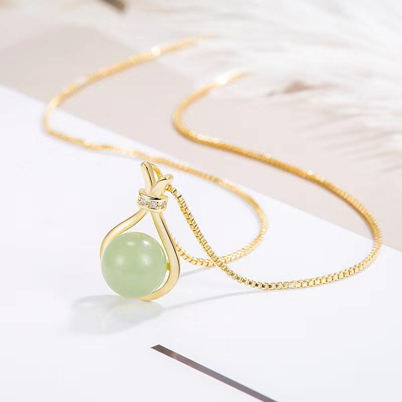 Lucky Bag Transfer Bead Necklace Women'S Summer Light Luxury Pendant Collarbone Chain Premium Durable Quality Useful