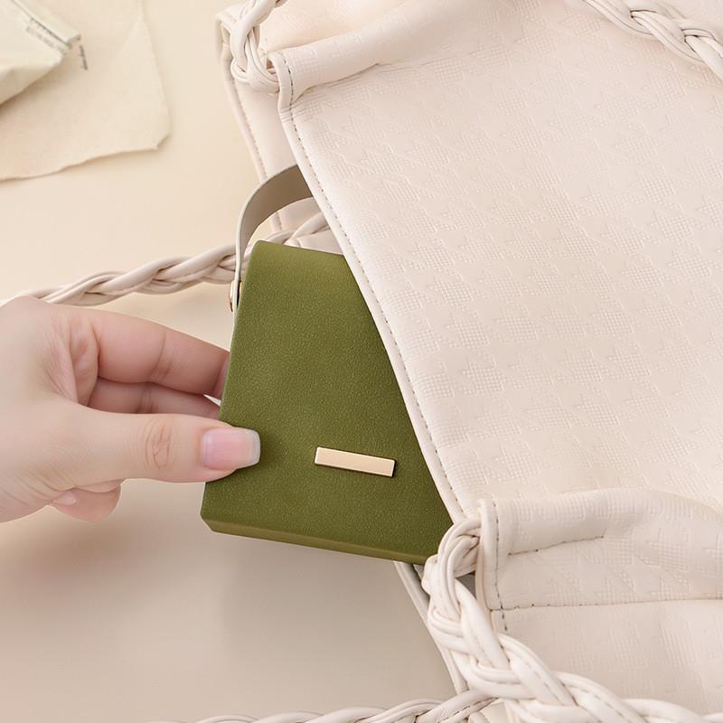 Jewelry Storage Box With Pu Material For Travel And Gift For Women