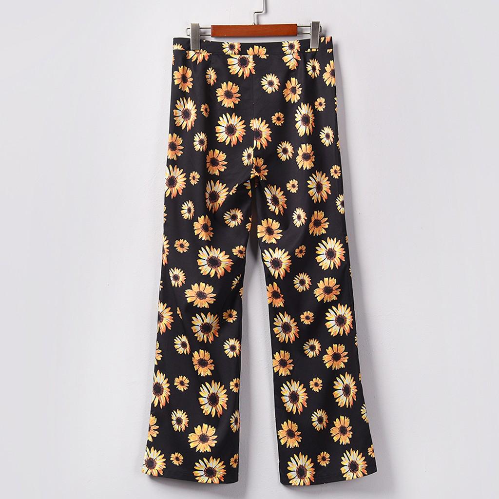 Women Sunflower Print Loose Hot Pants 