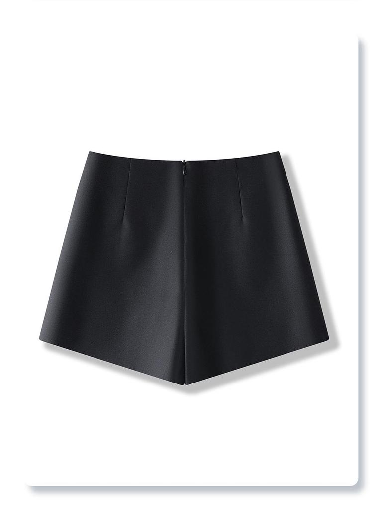 Women's Wide-Leg A-Line High-Waisted White Suit Shorts - Spring 2025 Collection