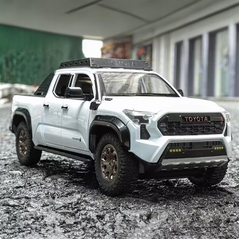 1/22 TOYOTA Tacoma Alloy Pickup Car Model Diecast Metal Off-Road Vehicles Car Model Simulation Sound and Light Children Toy Gift