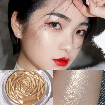 12g Fashion Highlighter Contouring Palette Non-sticky Natural Beautiful Facial Highlighter Brighten Palette Pulver för hemmet